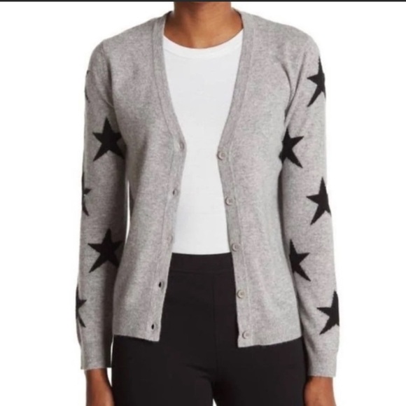 Magaschoni Jackets & Blazers - Cashmere jacket in gray. NWT. Size large.